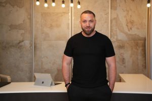 Viziunea multisectorială a lui George Reteșan – și de ce funcționează